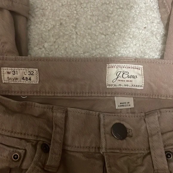 J-Crew khaki pants 31 x 32 - Picture 2 of 3